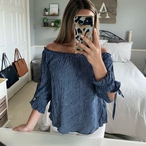 American eagle off the shoulder top
